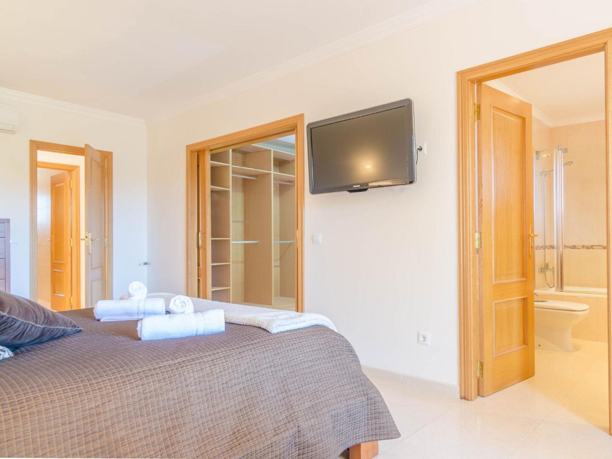 Villa Gloria - With Private Pool In Cala Pi *